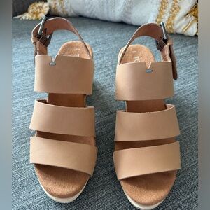New Toms Sandals